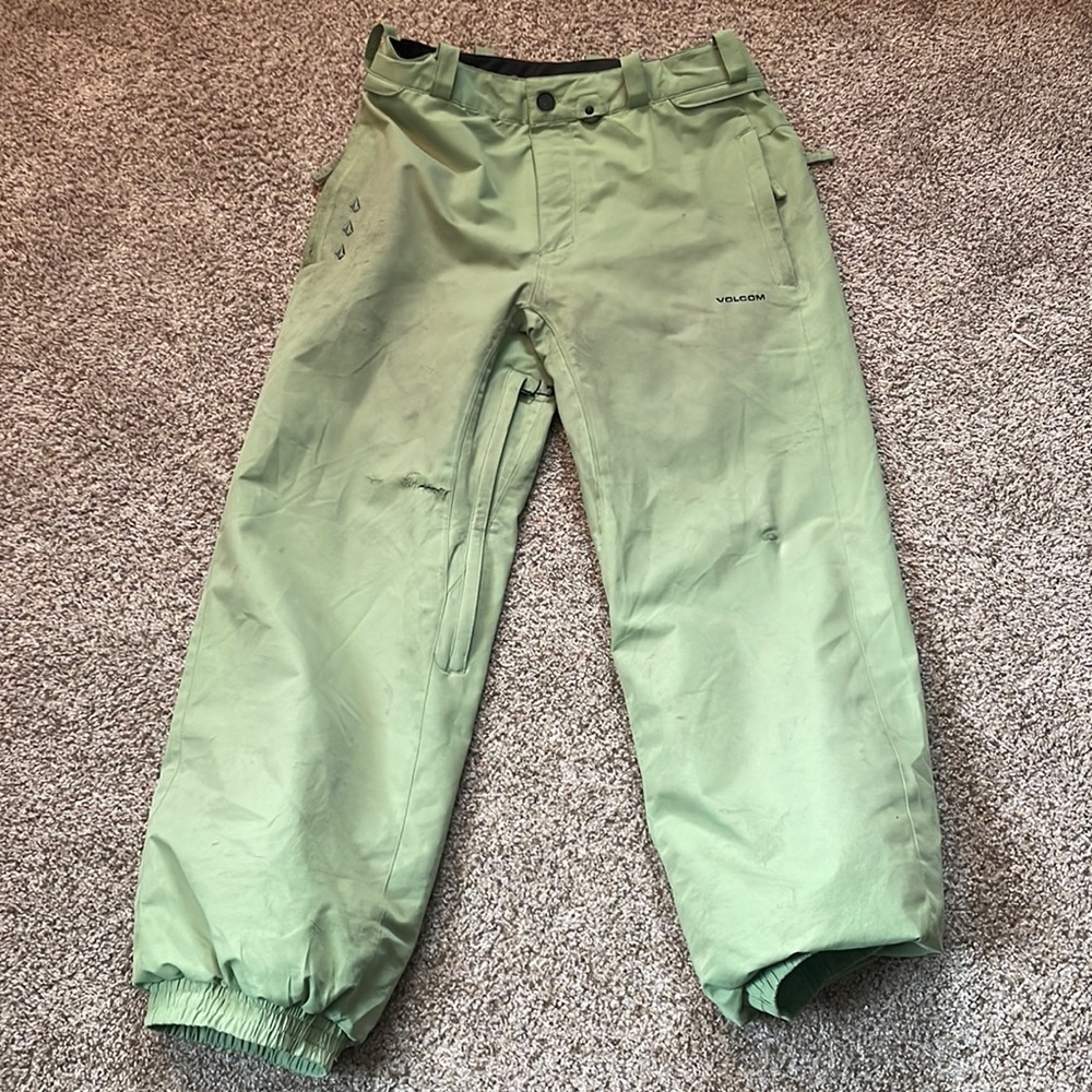 Volcom green snow pants Size M